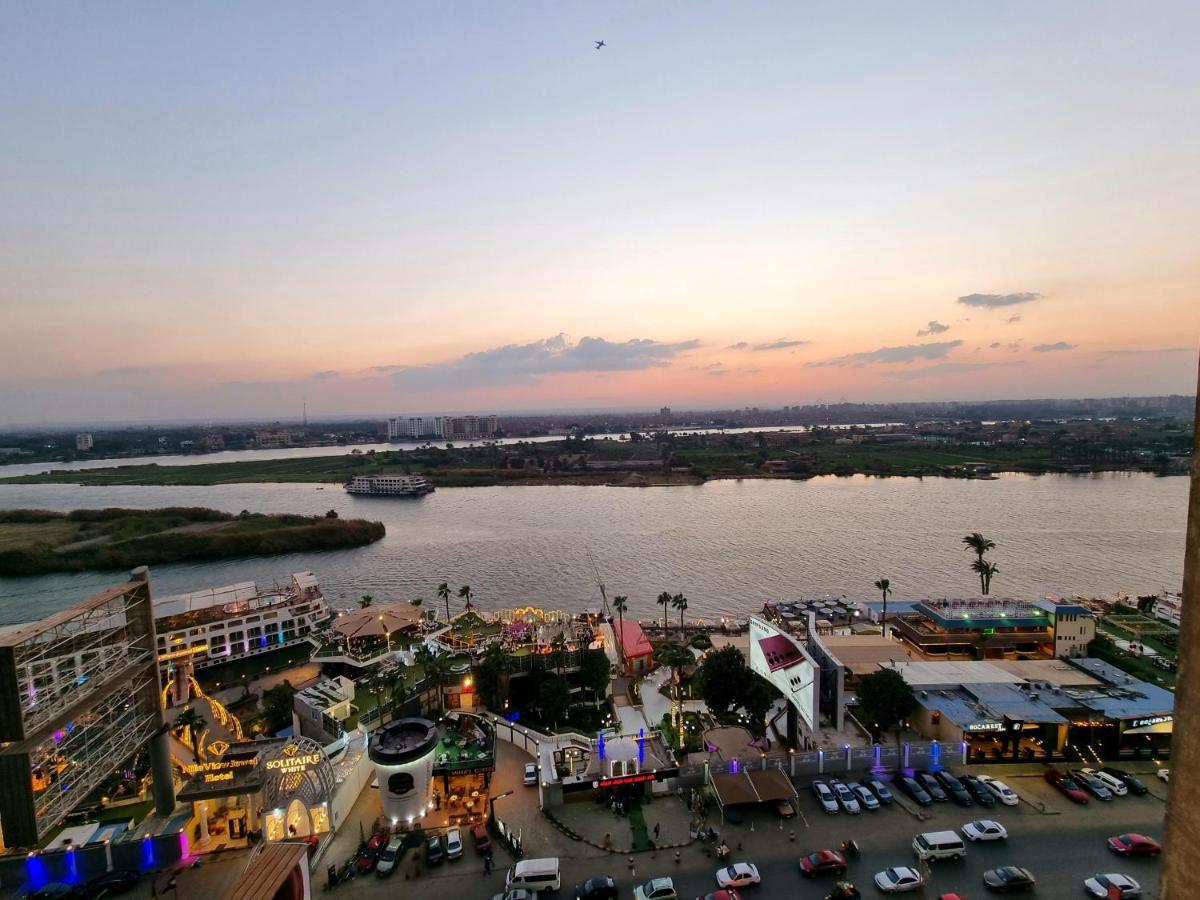 Amazing Nile View And Pyramids Apartment Le Caire Extérieur photo